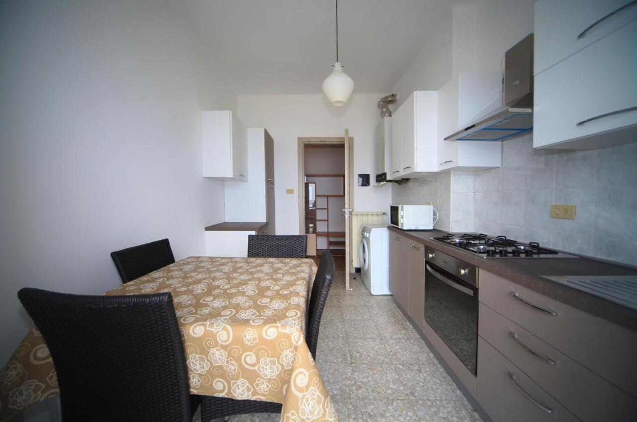 Appartamento Frontemare Marina dʼMarina dʼAndora 외부 사진